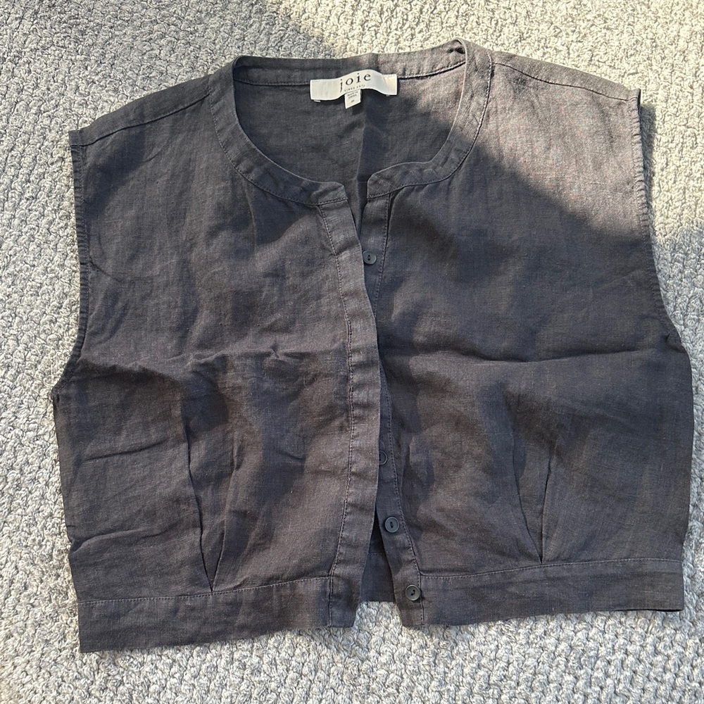 Joie Charcoal Sleeveless Button-Up Blouse
